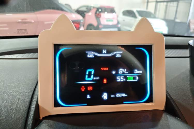 Used CHANGAN NEVO Lumin 2022 155 km – Refreshingly Sweet Edition Instrument Cluster