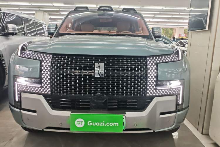 Used Yangwang U8 2023 Luxury Edition
