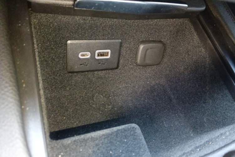 Used Cadillac XT4 2022 28T Two-Wheel Drive Fashion Edition