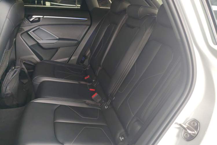 Used Audi Q3 2024 35 TFSI Fashion Dynamic Edition
