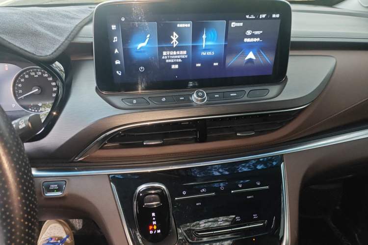 Used Buick GL8 2022 Land Business Class 652T Luxury Model Audio And AC Panel