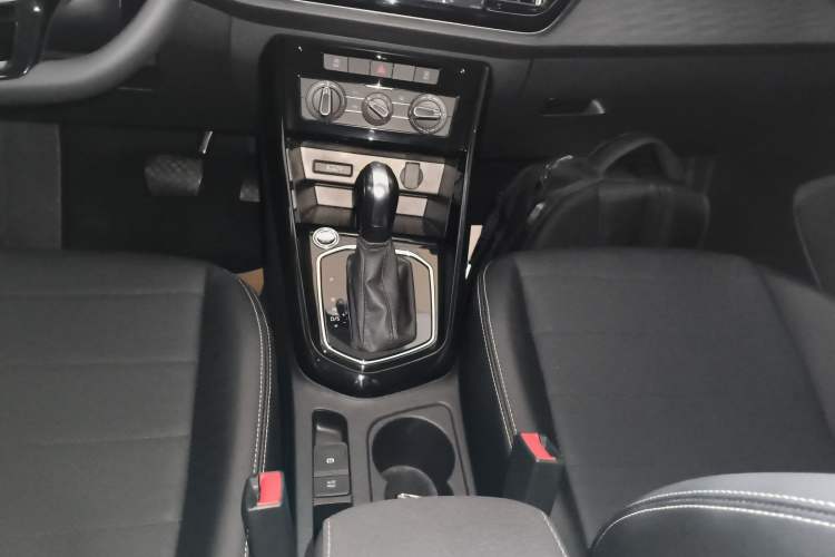 Used Jetta VS5 2022 280TSI Automatic Trendy Pro Version
