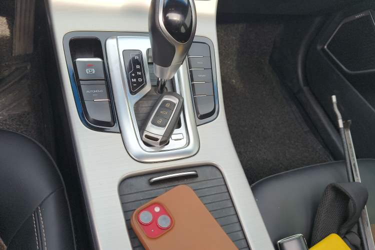 Used Geely Auto Emgrand GL 2017 1.3T DCT Luxury Model Gear Lever