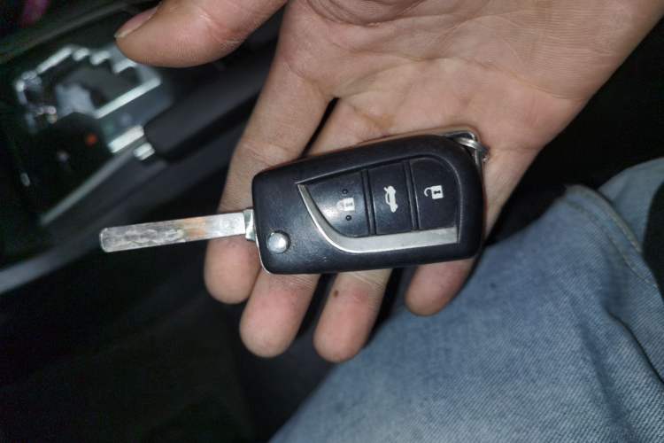 Used Toyota Corolla 2017 1.6L CVT GL Interior 1