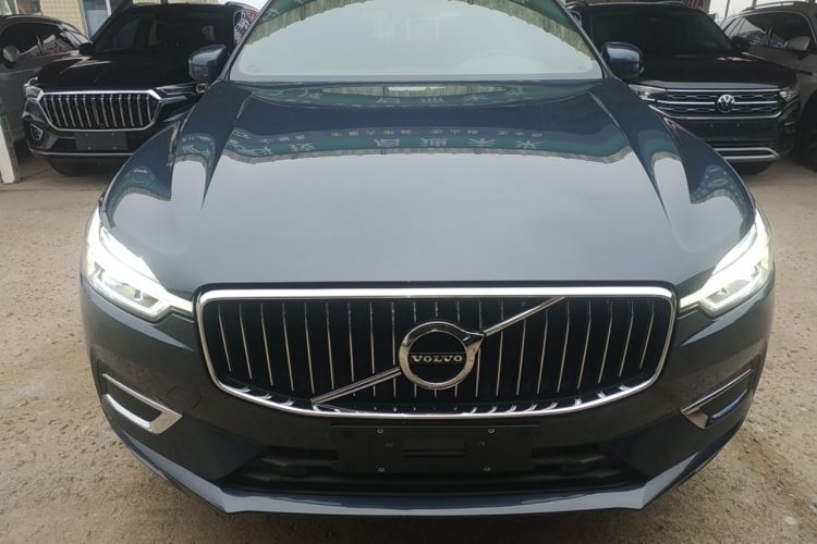 Used Volvo XC60 2021 T5 4x4 Smart Luxury Edition Front