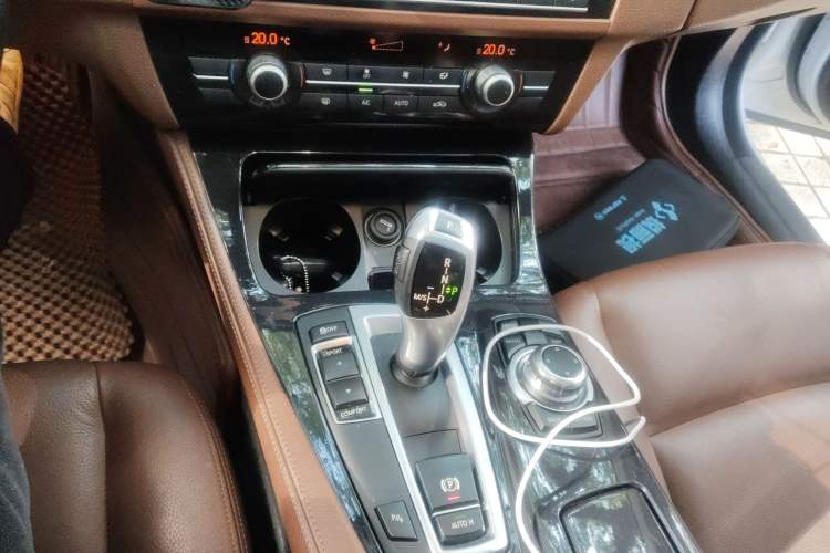 Used BMW 5 Series 2014 520Li Elegant Model