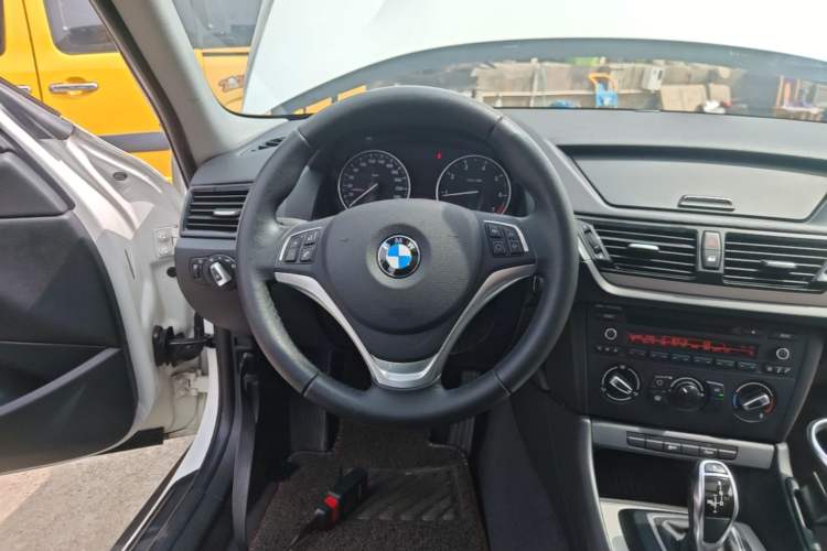 Used BMW X1 2014 sDrive18i Fashion Model