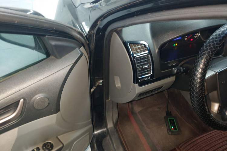 Used Geely Auto Classic Emgrand 2013 Sedan 1.5L Manual Entry-Level Model