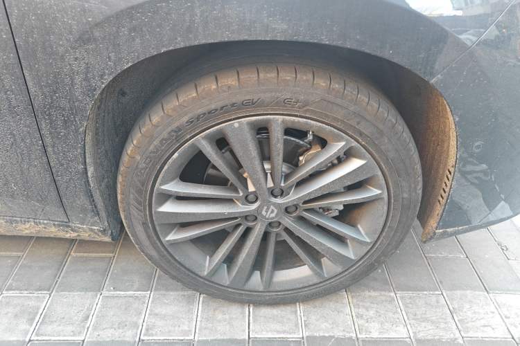 Used Leapmotor C16 2026 Pure Electric 630 LiDAR Zhizun Edition 5 Seats
