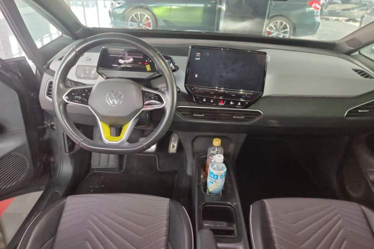 Used Volkswagen ID.3 2023 Pure Smart Edition Center Console