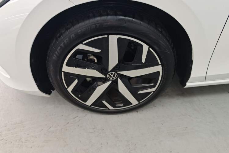 Used Volkswagen Lamando 2024 Lavida L 280TSI DSG Cool & Spicy Edition
