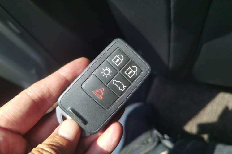 Used Volvo V40 2016 T3 Zhiyi Edition Interior 1