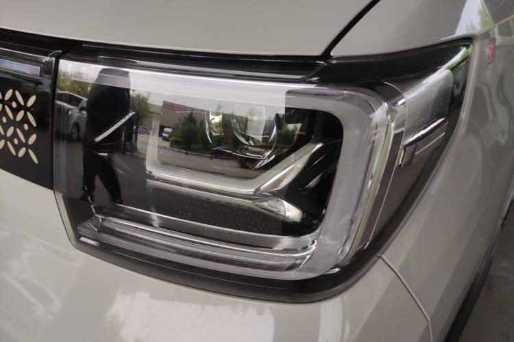 Used Wuling Hongguang MINIEV 2022 GAMEBOY 300km Urban Wind-Chasing Limited Edition Left Front Headlight