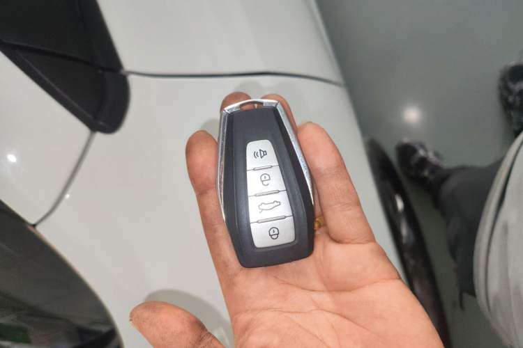 Used Geometry A 2024 410KM Travel Edition Interior 1