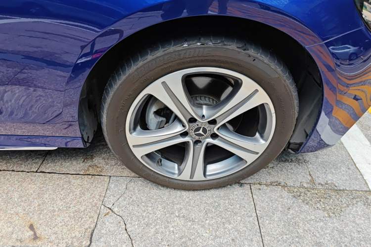 Used Mercedes-Benz E-Class 2018 Facelift E 200 L Sport Edition
