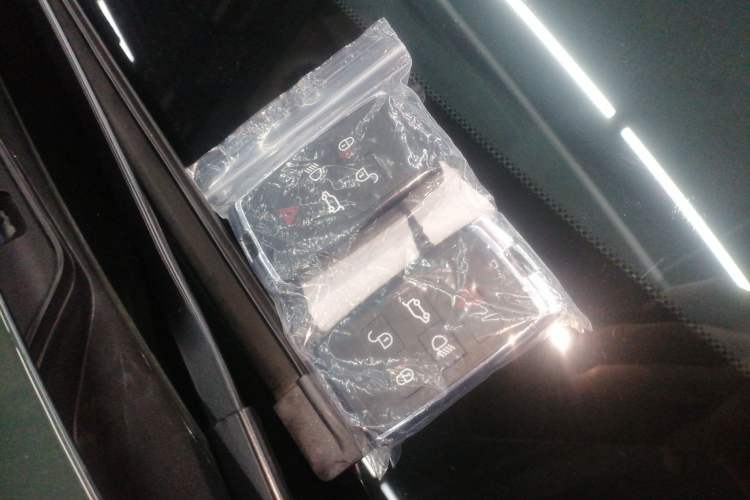 Used Land Rover Range Rover Evoque 2021 Range Rover Velar L 249PS R-Dynamic First Edition
