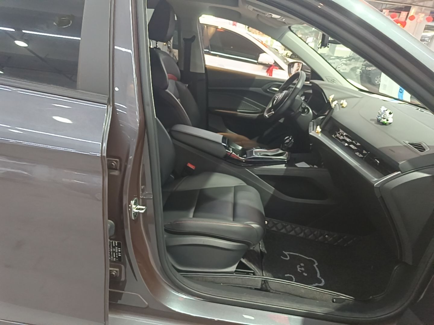 MG 5 2023 180 DVVT CVT Luxury Edition — снимка 19