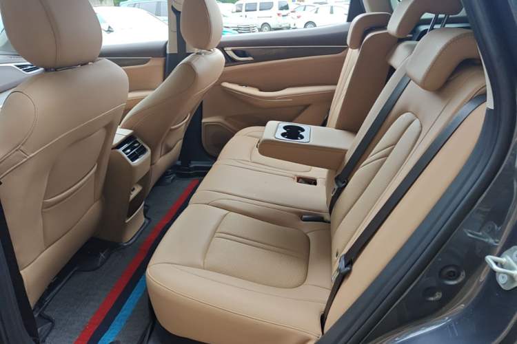 Used Landian E5 2024 Honor Edition 100KM Premium Model 5 Seats