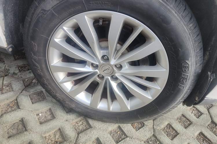 Used Zotye SR9 2017 2.0T Manual "Ultimate Light" Edition
