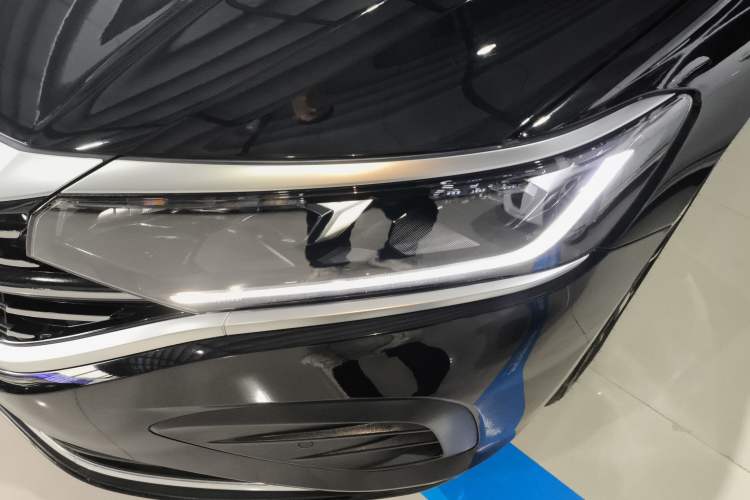 Used Volkswagen Passat 2024 380TSI Dragon Edition