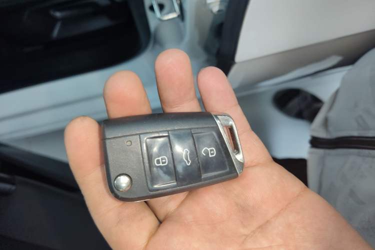 Used Volkswagen Lamando 2019 230TSI DSG Fashion Edition China VI