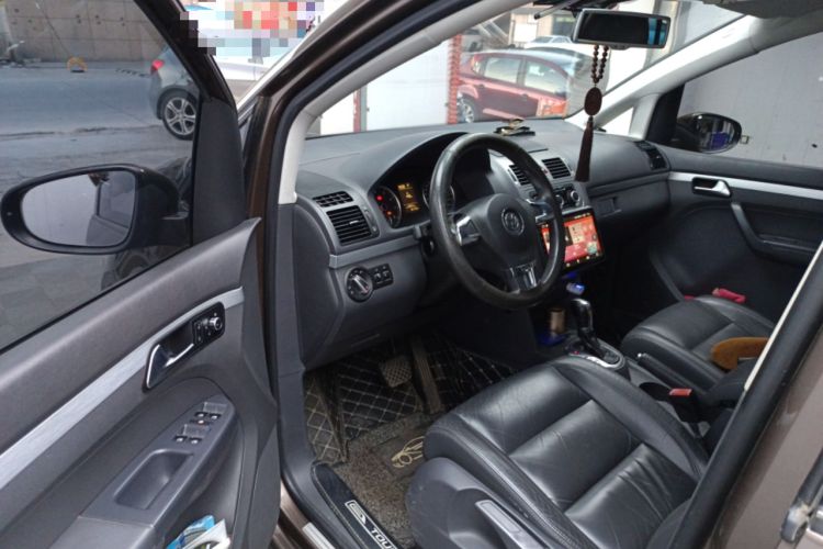 Used Volkswagen Touran 2013 1.4T DSG Comfort Edition 5-Seater
