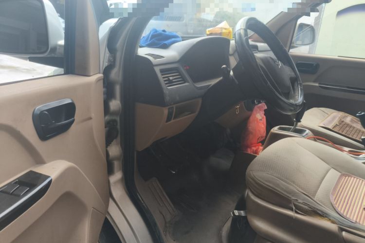 Used Wuling Rongguang 2014 1.5L S Standard Version Driver Seat