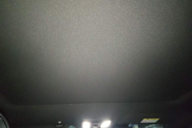 Used CHANGAN UNI-T 2022 1.5T Sport Edition Flagship Version
