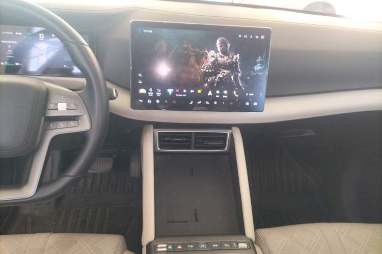 Used BYD Yuan UP 2025 Intelligent Driving Version 401 km Beyond-Range Edition