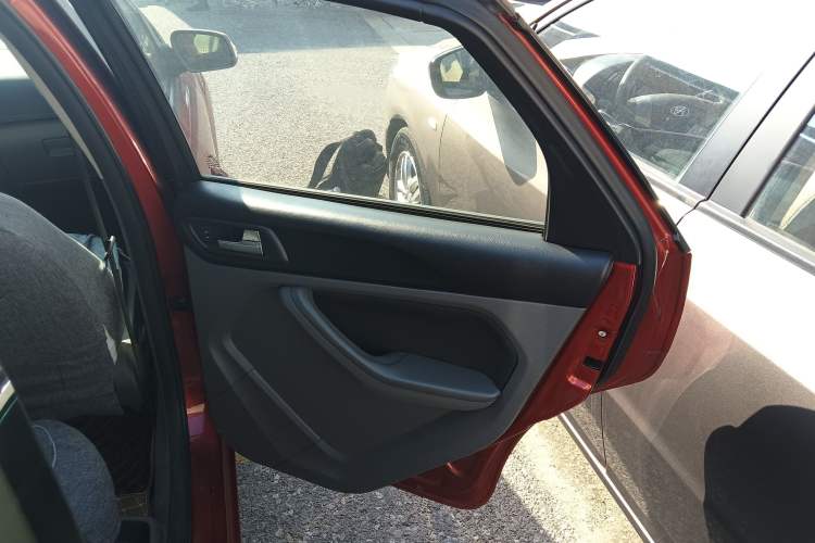 Used Ford Focus 2013 Hatchback Classic 1.8L Automatic Millionth Anniversary Edition