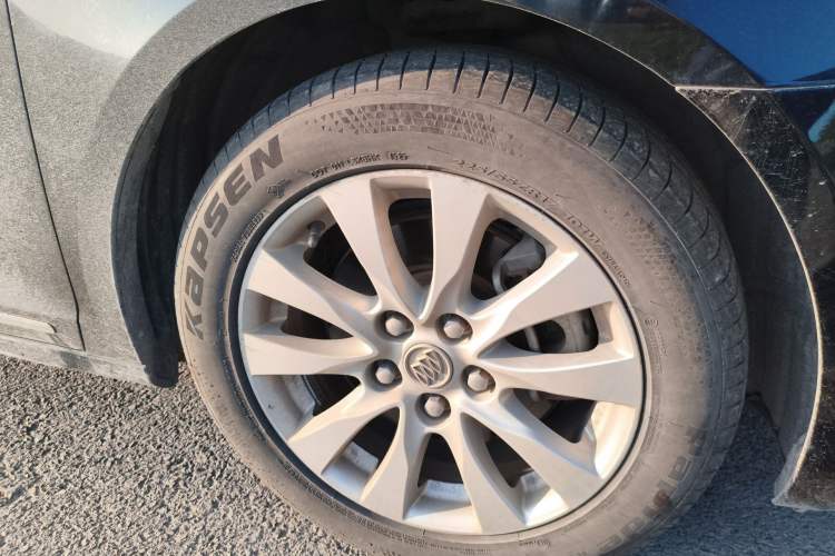 Used Buick LaCrosse 2013 2.4L SIDI Elite Comfort Version