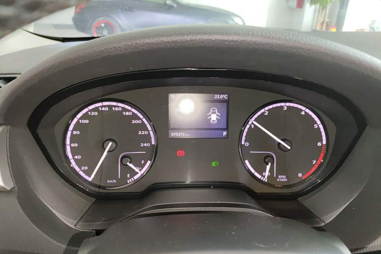 Used Qoros 3 2016 Sedan 1.6L Automatic ZhiNeng Model