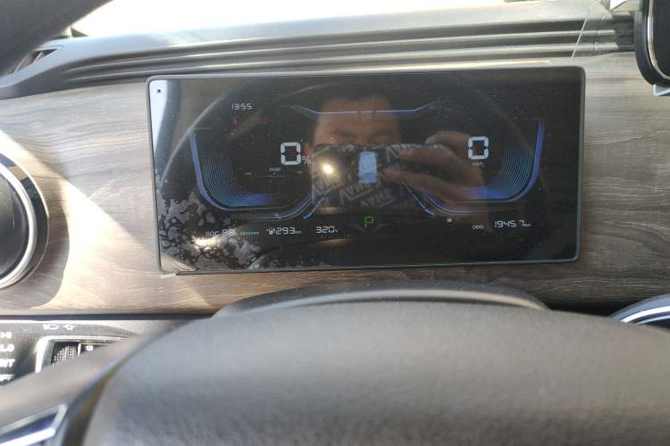 Used Ruichi EC75 2024 Pioneer Model I 50.38 kWh Instrument Cluster