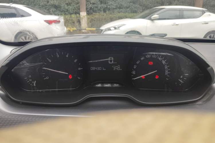 Used Peugeot 2008 2014 1.6L Manual Trend Edition