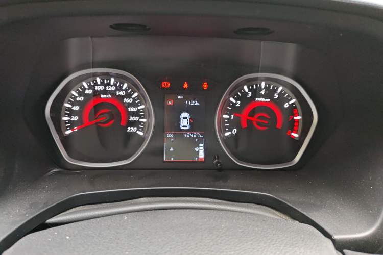 Used Soueast DX3 2019 1.5L Manual Luxury Model China VI Standard
