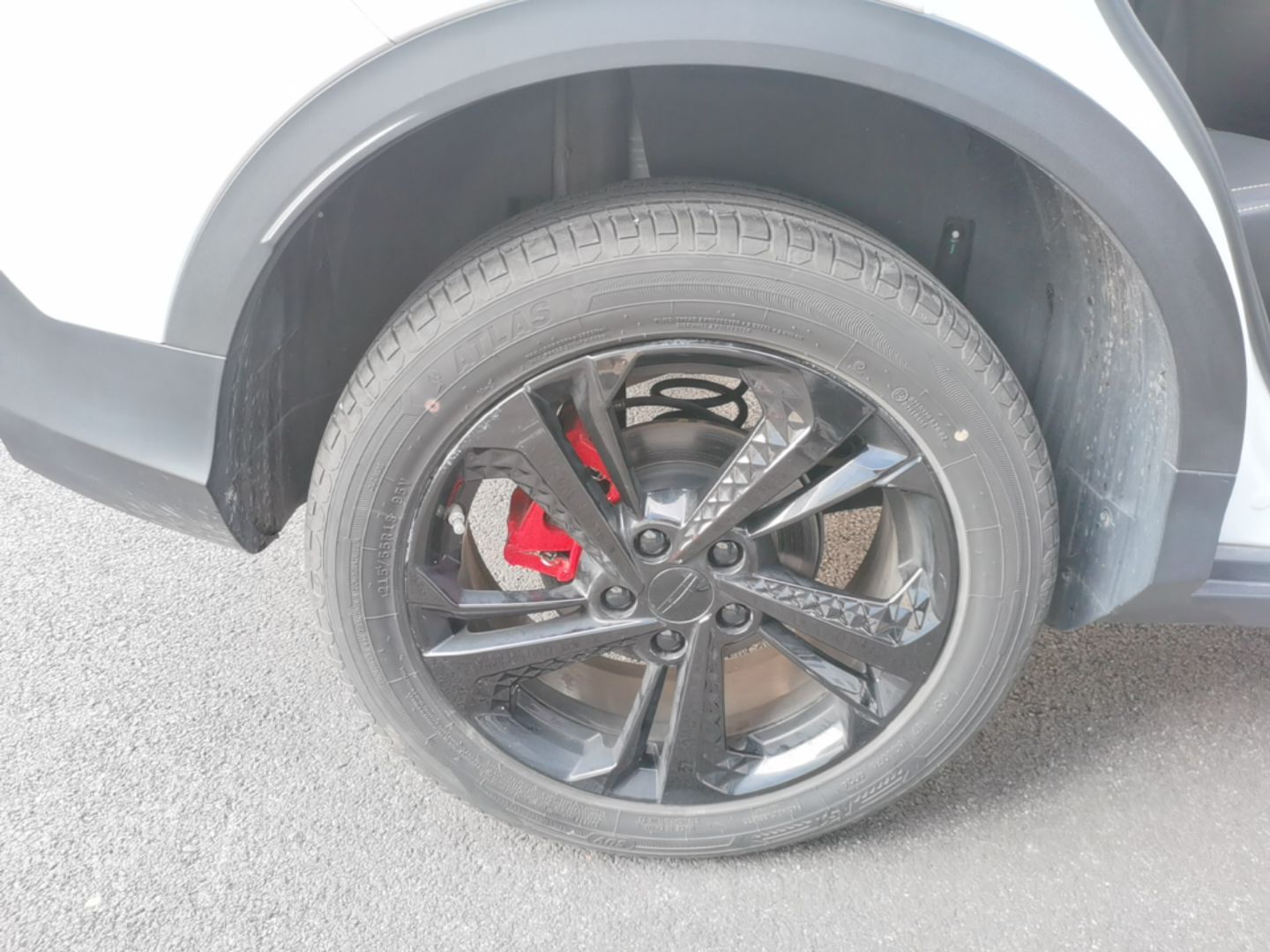 Geely Auto Coolray 2025 Bin Yue L 1.5T DCT Starlight Edition — снимка 11
