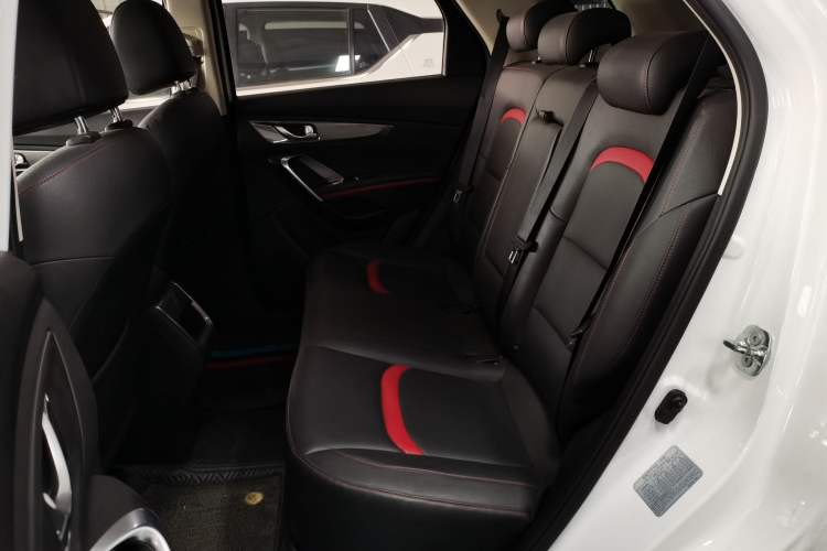 Used CHANGAN CS55 2018 1.5T Automatic Colorful Edition China V Standard