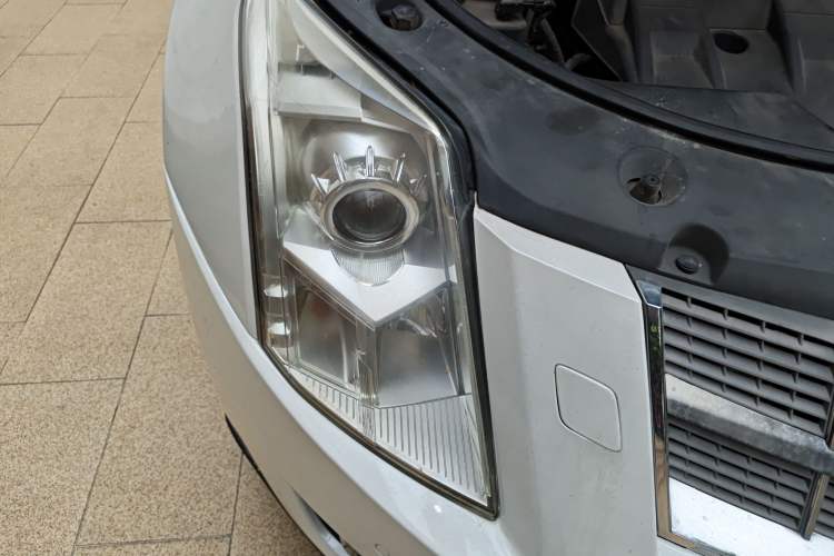 Used Cadillac SRX 2011 3.0L Luxury Model
