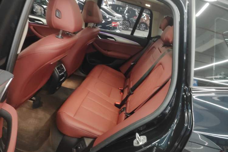 Used BMW iX3 2023 Leading Type
