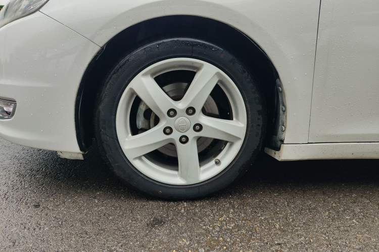 Used Bestune B70 2014 2.0L automatic comfort version