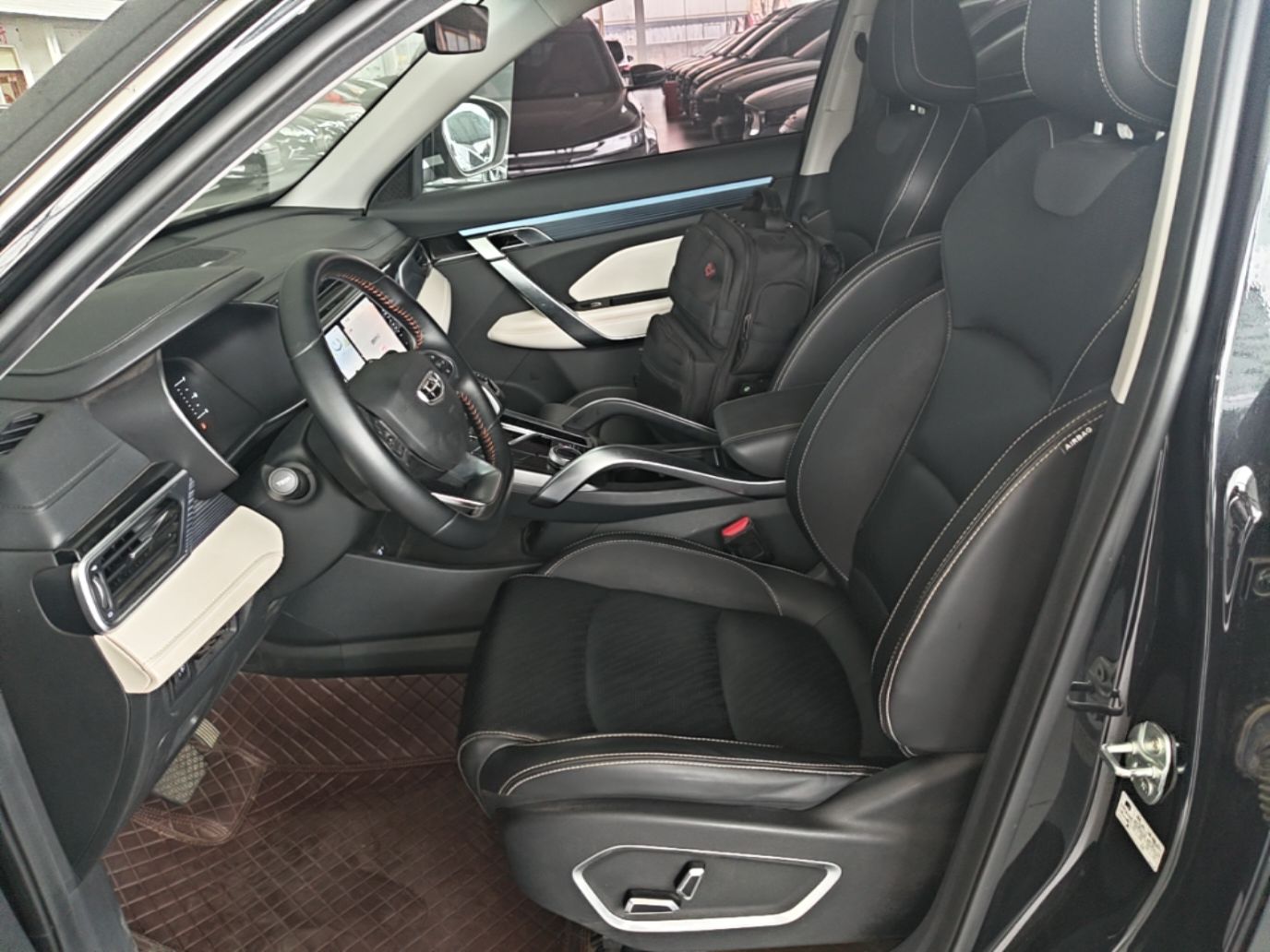 Vordere Reihe im Auto