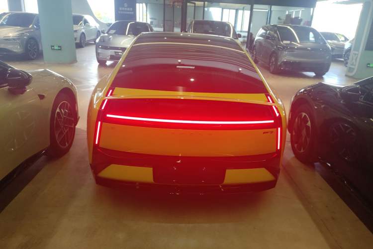 Used XPeng P7 2025 Model—702 Long Range Ultra