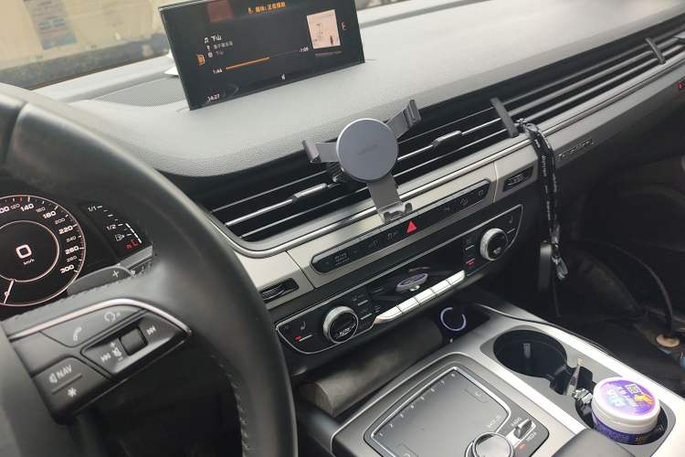 Used Audi Q7 New Energy 2019 55 e-tron Audio And AC Panel