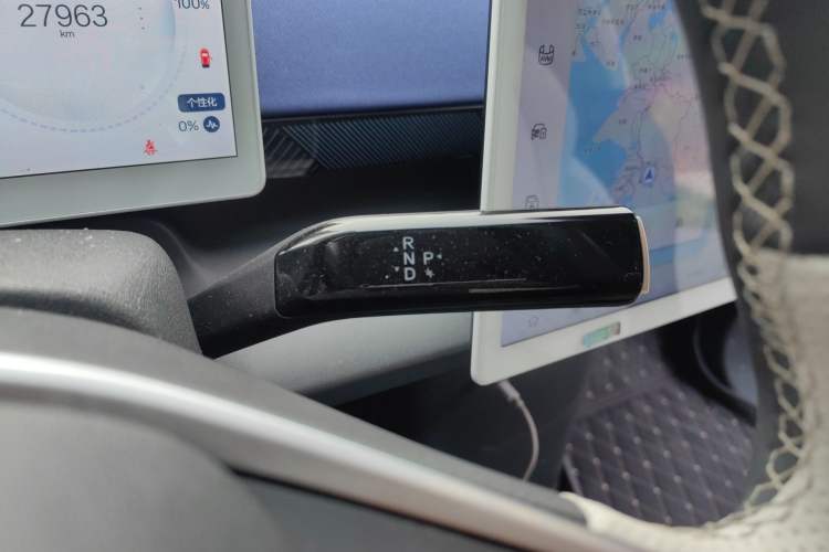 Used ARCFOX Kaola 2023 Family Edition Pro Gear Lever