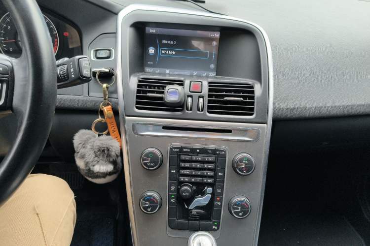 Used Volvo XC60 2013 T5 Comfort Edition
