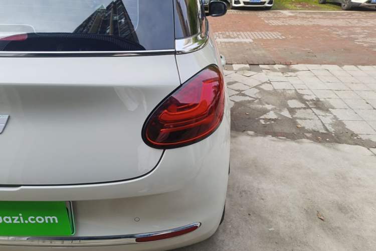 Used Wuling Bingo 2024 333 km Lingxi Connected Version Right Rear Taillight