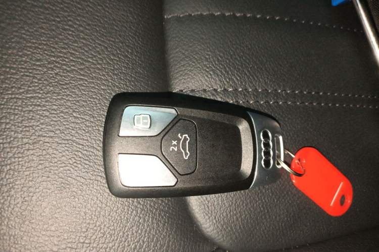 Used Audi Q5L 2020 Updated 40 TFSI Prestige Fashion Edition