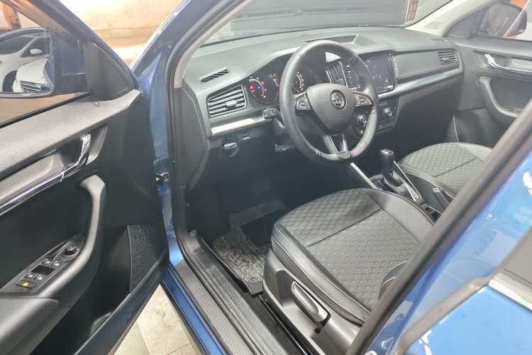 Used Skoda Kamiq 2020 1.5L Automatic Comfort Edition Driver Seat