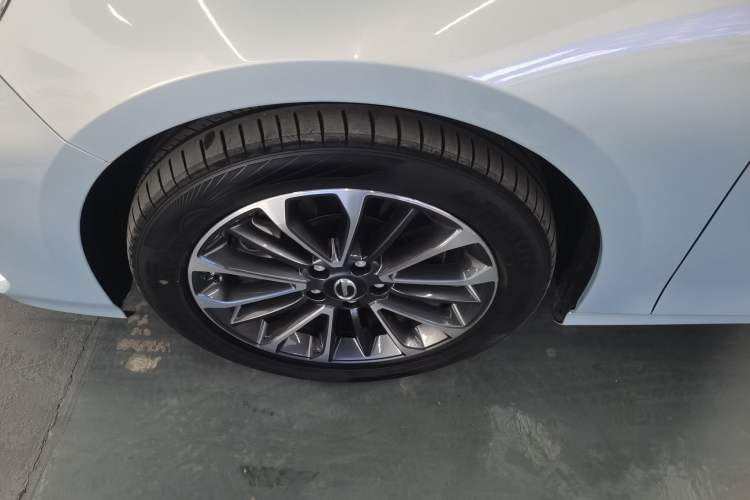 Used GAC Trumpchi EMPOW 2023 Shadow Leopard H High-Energy Hybrid Edition Left Front Wheel Hub