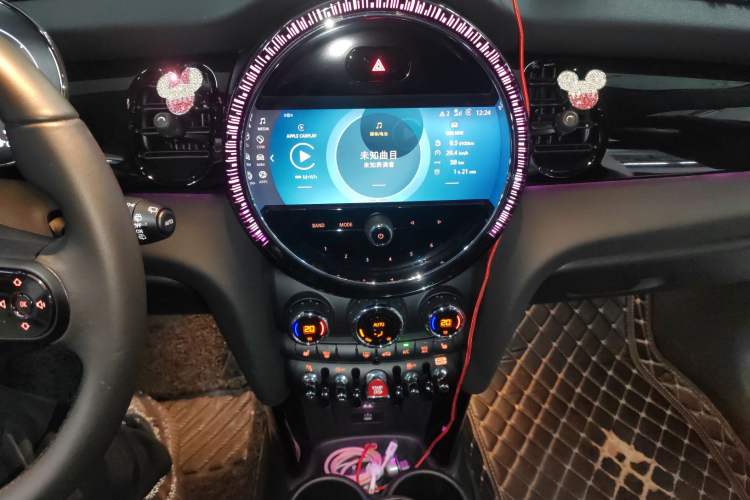 Used MINI 2023 1.5T COOPER Artist Audio And AC Panel